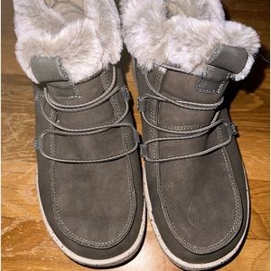 Hey dudes never worn